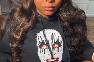 Skinny Petite Hot Mama💕💕 - Image 2