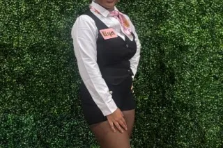 Skinny Petite Hot Mama💕💕 - Image 1